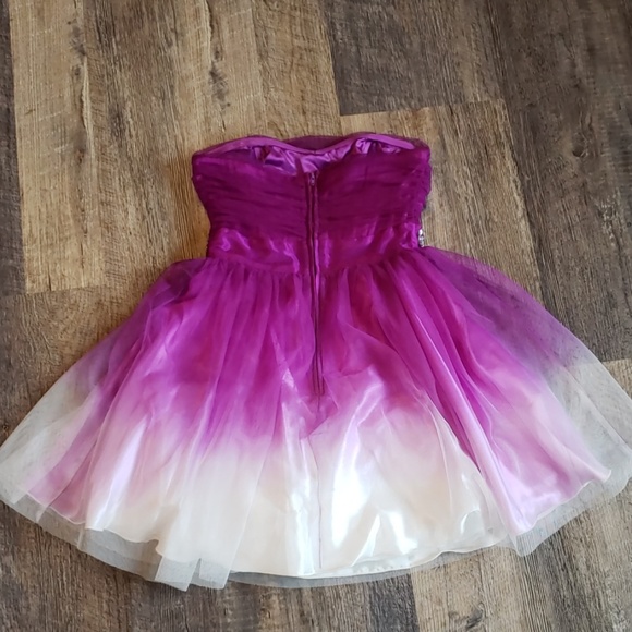 Dress - Picture 4 of 6